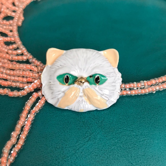 Pink Persian cat drop necklace - Picture 3 of 3